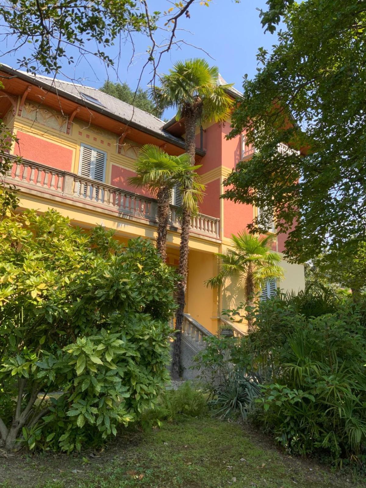 Villa Del Castanar Maccagno Eksteriør billede